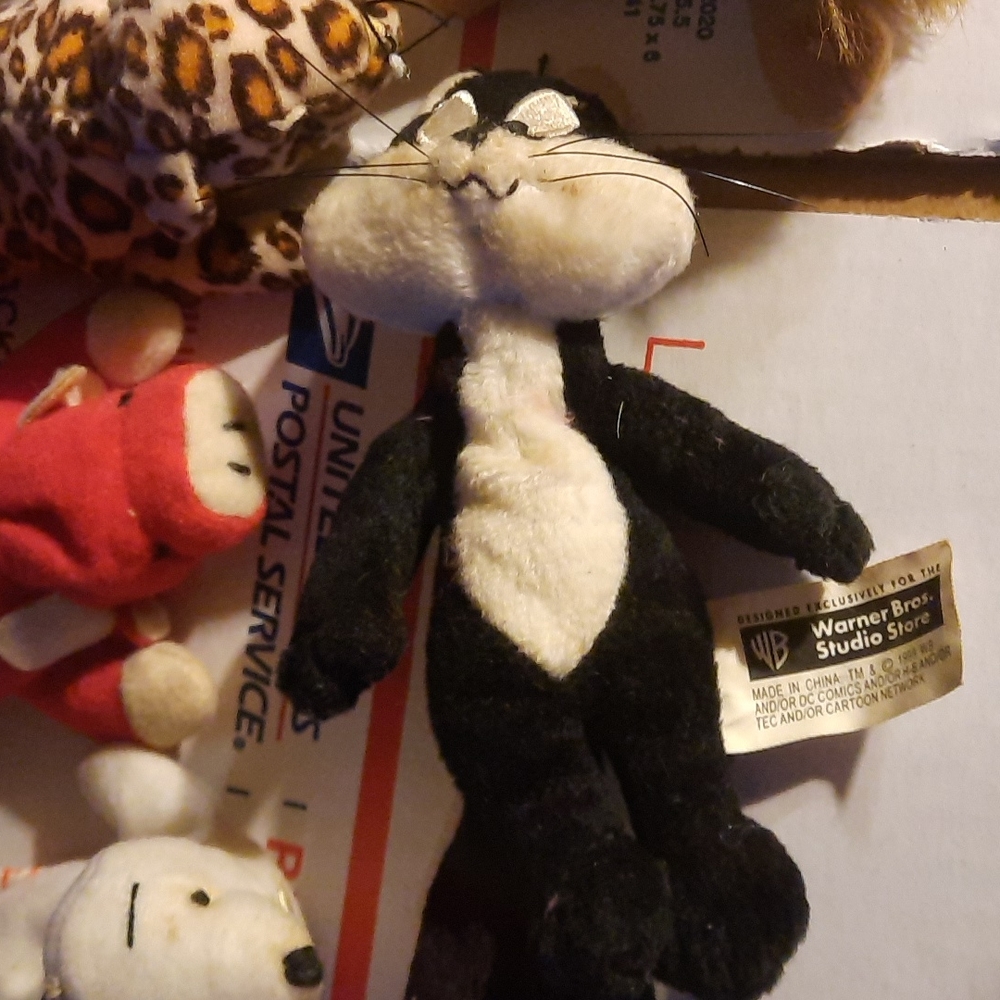 ASSORTMENT OF  TINY TY & WARNER BROTHERS STUFFED CHARACTERS - Picture 6 of 6